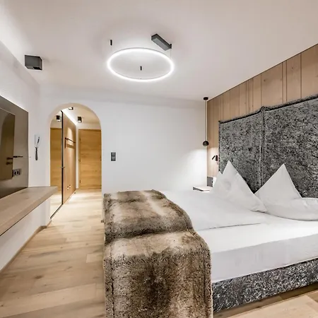 Grauer Baer Отель 4*
