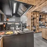 Отель Grauer Baer 4*