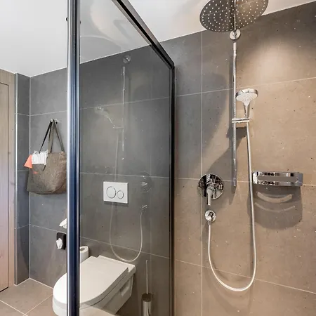 格劳尔巴酒店 4*