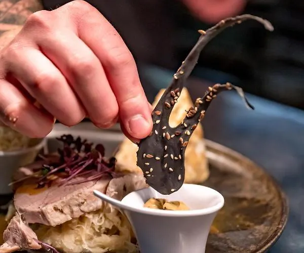 Grauer Baer Отель