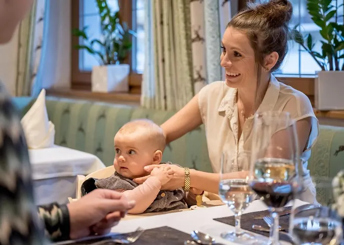 Отель Grauer Baer 4*