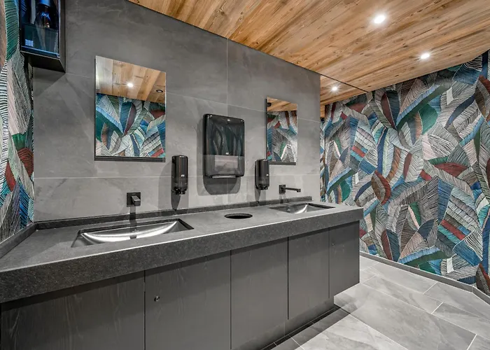 Grauer Baer Ξενοδοχείο Ζόλντεν