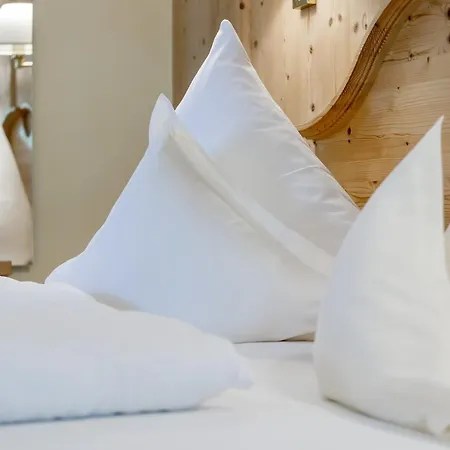 Grauer Baer Ξενοδοχείο 4*