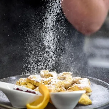 Grauer Baer Ξενοδοχείο Ζόλντεν