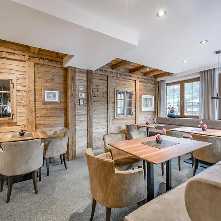 Grauer Baer Hotel Sölden